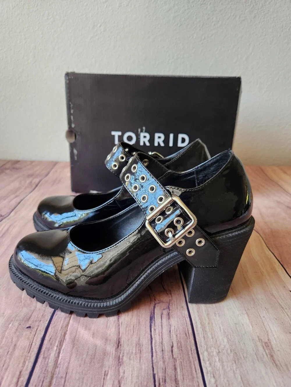 Torrid Women's Black Patent Mary Jane Heels Goth Punk Chunky Shoes 8.5 Y2K